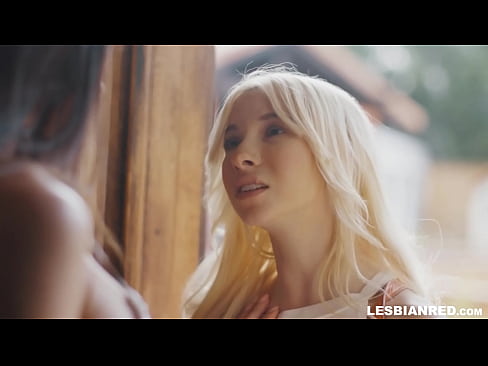 ❤️ Chica vuelve a casa unos meses después y acaba comiéndole el coño a su madrastra ❤ Video de porno en es.pornplaybb.ru ❌️