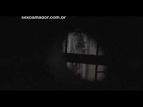 ❤️ Rubia es grabada en secreto por un voyeur del barrio escondido detrás de unos ladrillos huecos ❤ Video de porno en es.pornplaybb.ru ❌️