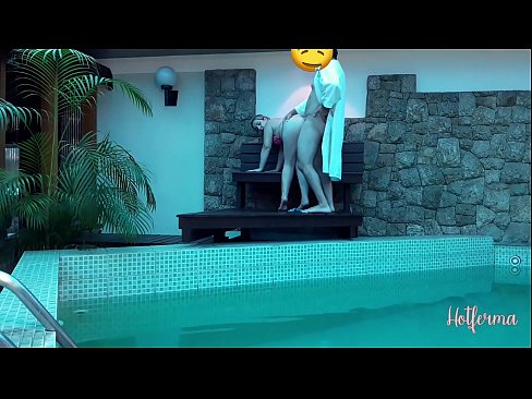 ❤️ El jefe invita a la criada a la piscina, pero no pudo resistirse a una caliente ❤ Video de porno en es.pornplaybb.ru ❌️